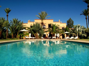 Villa Le Perroquet Bleu